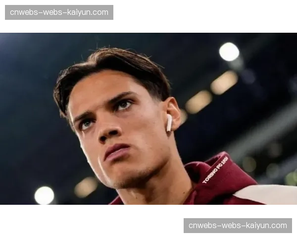 技术统计显示,AC米兰在本场比赛中跑动距离比对手多出8公里 技术统计显示,AC米兰在本场比赛中跑动距离比对手多出8公里